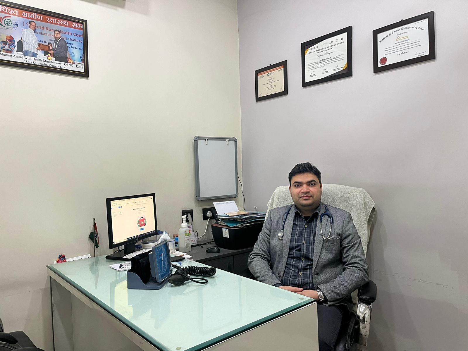 Dr. Divya Prakash - General Physician & Diabetologist at MediDENT Clinic